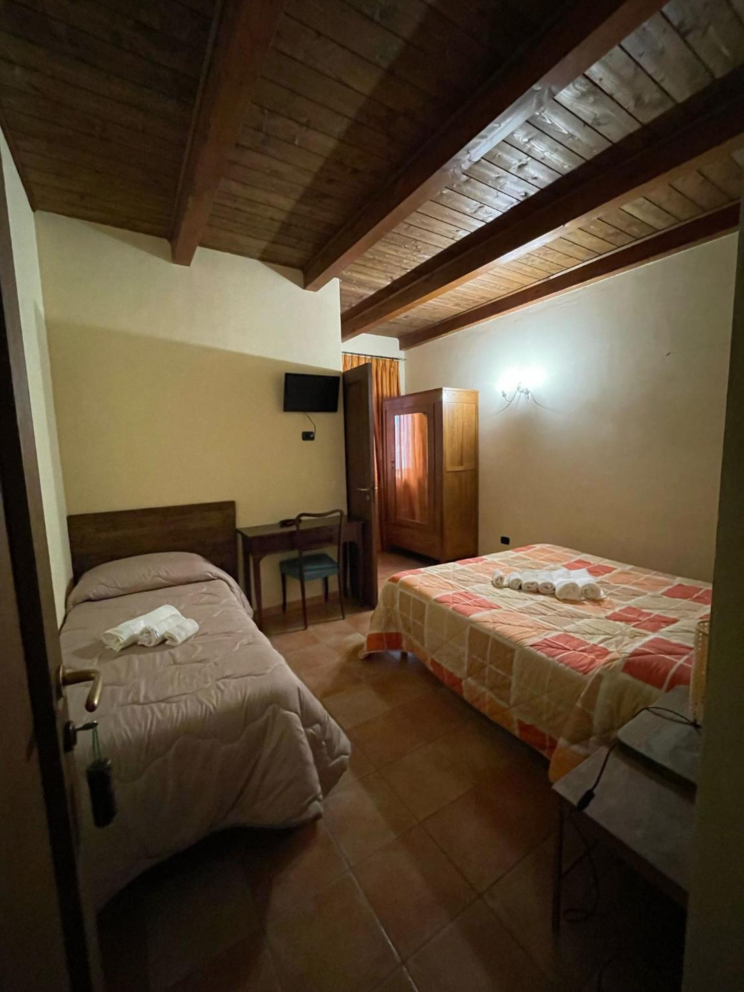 Acri La Locanda Del Poeta מראה חיצוני תמונה